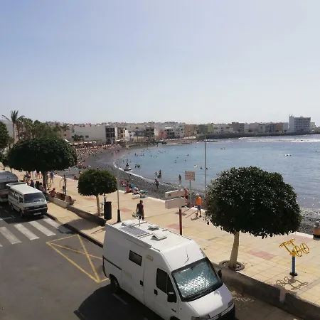 Lägenhet Apartamento El Delfin
